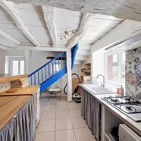 La Grande Chaumiere Holiday home Saint-Vulbas